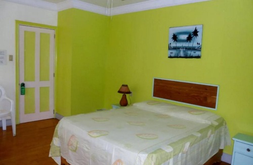 Villas Ana Maria House | Hotel room in quiet French guesthouse, breakfast included!