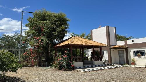 Villa Isabela Apartment | Hotel Rosangel