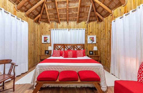 Pedernales Hotel | Hotel Vista de Aguilas Ecolodge