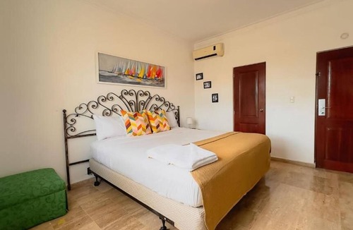 La Isabelita Hotel | HotelTropicana