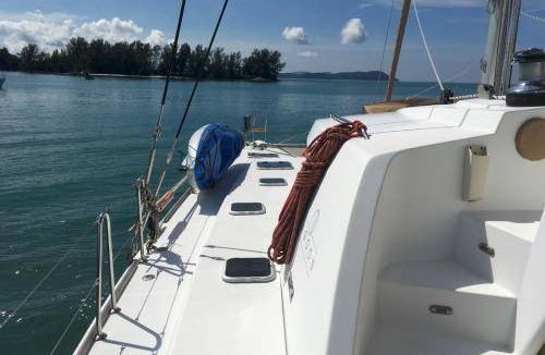 El Nido Boat Rental | Houseboat ∙ 2 guests