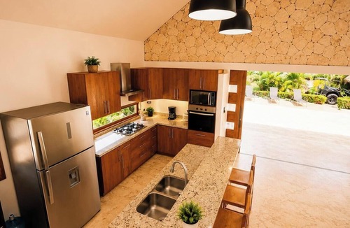 Las Terrenas Villa | House with swimming pool 300m from Las Ballenas beach