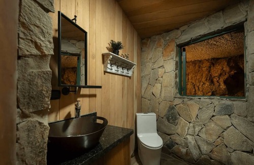 La Vega Province Cottage | Jarabacoa, Eccentric Hobbit