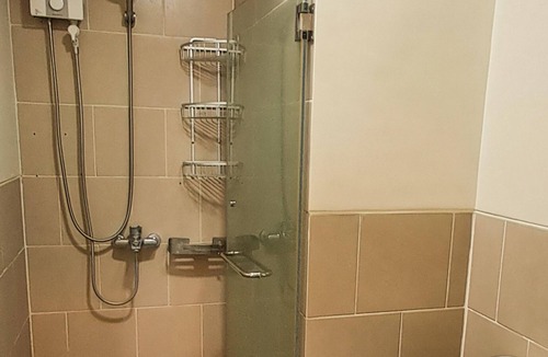 Binan City Apartment | JFam Suites | C3-9D Studio | Up To 4 Pax