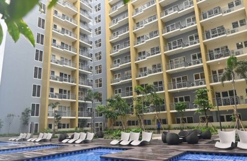 Tambo Condo | Kuya Awens Staycation Unit14C