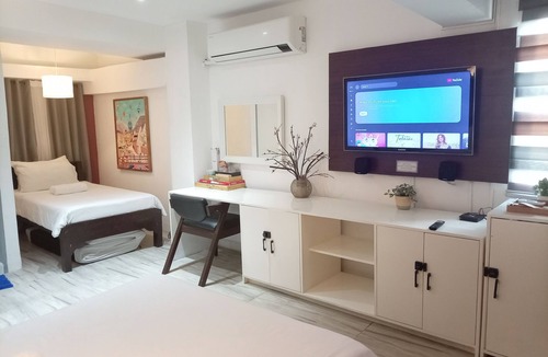 Bonifacio Global City Condo | L1 Twin Bed Staycation in Bonifacio Global City