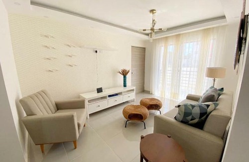 Santiago Province Apartment | Las familia primero