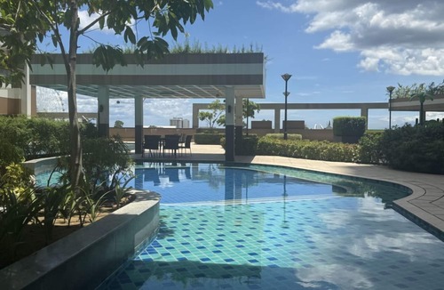 Pasay Condo | Levi & Moon's Chill with beautiful view