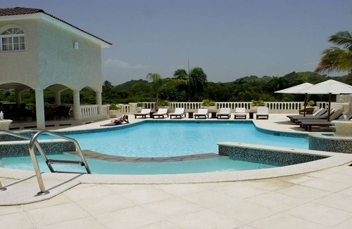 Los Brazos House | LHVC- Chairman's Circle - 6 Bed Villa- LOWEST ALL INCLUSIVE- VIP Gold Bands!