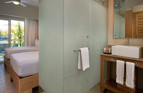 Puerto Plata Resort | LHVC - Junior Suite - closest to beach and pools, ALL INCLUSIVE