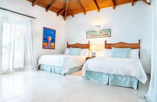 Los Lagos Villa | Los Lagos 19 - Sleeps 10 - Butler - Pool Hot Tub