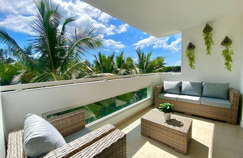 Santo Domingo Condo | Lovely 2 Bedroom Sea Front Condo Near Colonial Zone, Pool