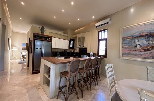 Zona Colonial House | Lux 2-Level Townhouse with Stunning Historic Views