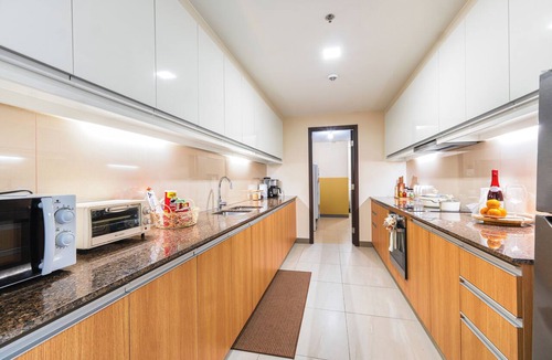 Tambo Apartment | Luxe Oceanfront Bohemian King Bed Pool Bay Views 50% Off