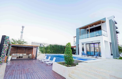 Santiago Province Villa | Luxury Villa with a Stunning View