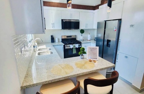 Santiago de los Caballeros Apartment | Luxurious 3-bedroom Retreat in Santiago de los Caballeros