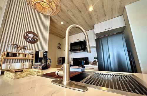 Juan Dolio - El Pueblo Apartment | Luxurious 2-bedroom Beachfront apartment in peaceful Playa Juan Dolio