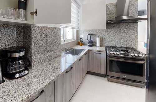 Evaristo Morales House | Luxurious 2BR condo with Rooftop, jacuzzi and BBQ