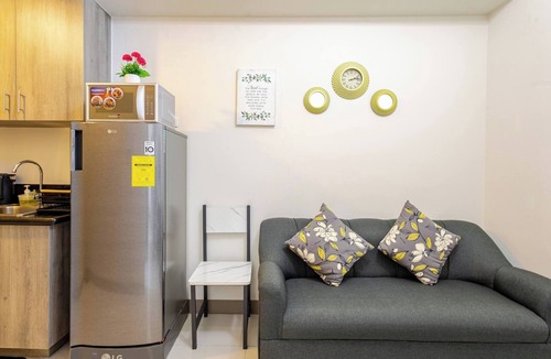 Pasay Condo | Luxurious Bayview 2BR Near MOA PICC CCP Free WiFi