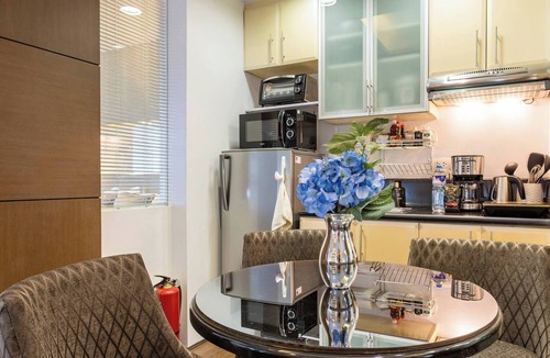 Pinagsama Condo | Luxurious Studio in McKinley Hill with City View