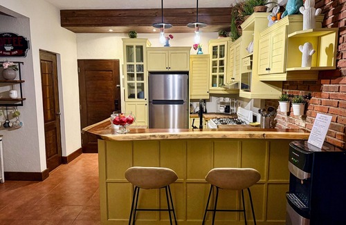 La Joya Villa | Luxury 3BR Mountain Villa sleeps 8, Heated Jacuzzi in Jarabacoa Adventure Hub