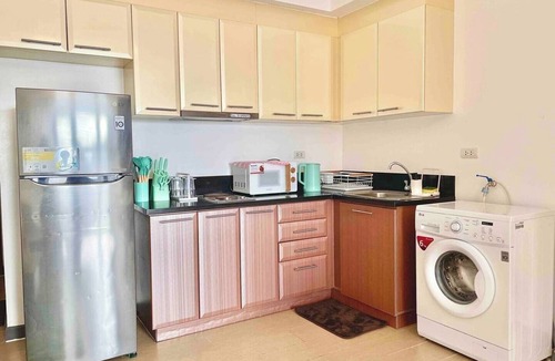 Pinagsama Condo | Luxury BGC Condo Near Venice Mall #vlra22e