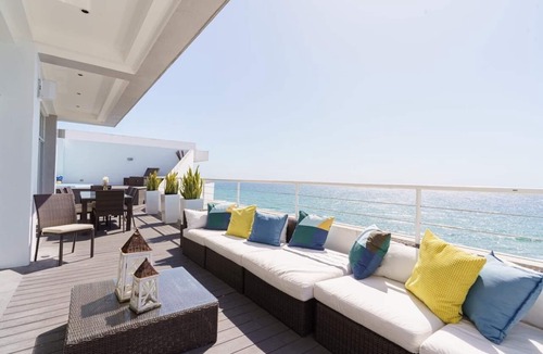 Villas Del Mar Condo | Luxury penthouse Porto bello Bellísima