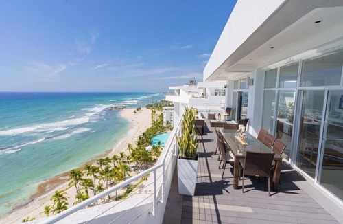 Villas Del Mar Condo | Luxury penthouse Porto bello Bellísima
