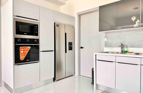 Downtown Santo Domingo Condo | Luxury Upscale City Center Condo, Rooftop Terrace, Jacuzzi, Stunning City Views