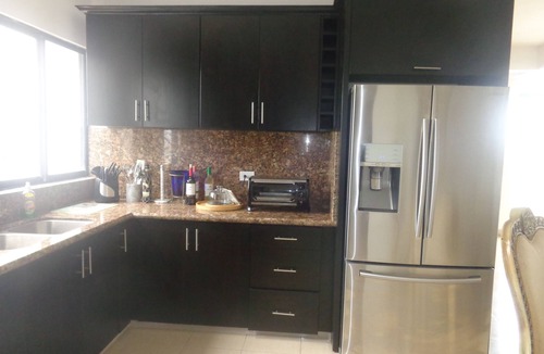 Costambar House | MANSION $225 COSTAMBAR NO DEPOSIT INVERTER BACKUP