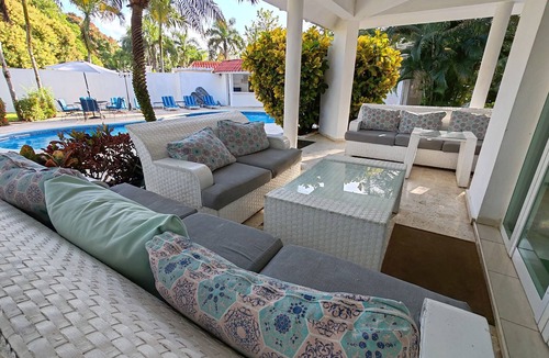 El Batey Villa | Massive 9BR Estate, 2 Pools, Jacuzzi, Free Pickup