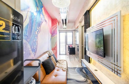 Highway Hills Apartment | Minju Staycation at Fame Residences Free Netflix & Wifi