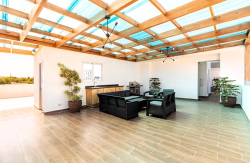 Santiago Province Apartment | Modern Oasis Rooftop BBQ Gym Near Monument Free Parking