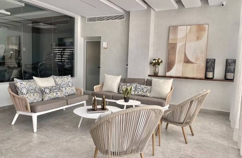 Gascue Apartment | Modern 2-bedroom condo with pool, Wi-Fi, and gym in the heart of Santo Domingo
