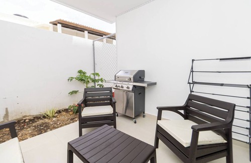 Los Melones Apartment | Modern 2BR/2BA Condo w Pool 10 min walk to Beach