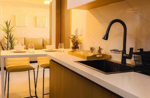 Evaristo Morales Apartment | Modern 2BR in Evaristo Morales with Pool Gym and Balcony
