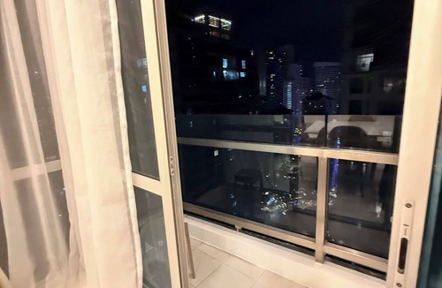 Bonifacio Global City Condo | Modern 4BR in Central BGC walk to Shangrila, St. Lukes & One Bonifacio Mall