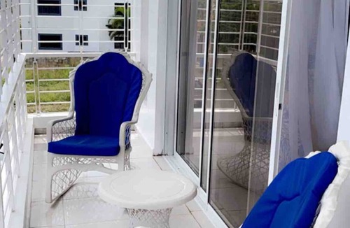 Los Maestros Condo | Modern Apartment A/C - WIFI in Touristic Location