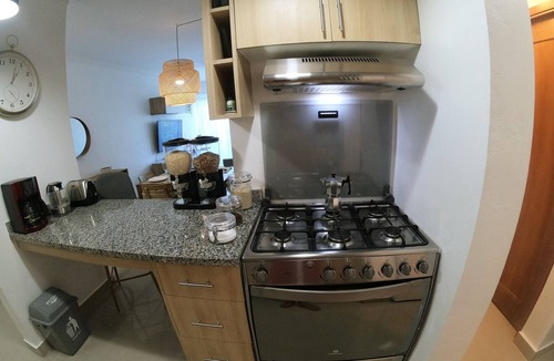 Ciudad Universitaria Apartment | Modern Apartment in the Heart of Santo Domingo N&A