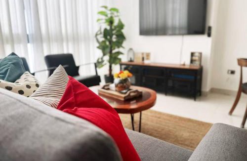 Santo Domingo Apartment | Modern City Condo El Millon
