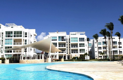 El Soco Condo | ★ Modern PH w/jacuzzi, ocean and golf views, BBQ & telescope. Walk to beach!