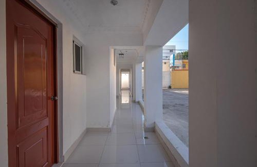 Corales del Sur Apartment | Modern Studio Near Airport Fast WiFi Generator
