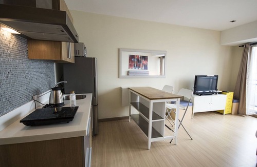 Downtown Apartment | "Modern"Studio Unit @ Knightsbridge 1421