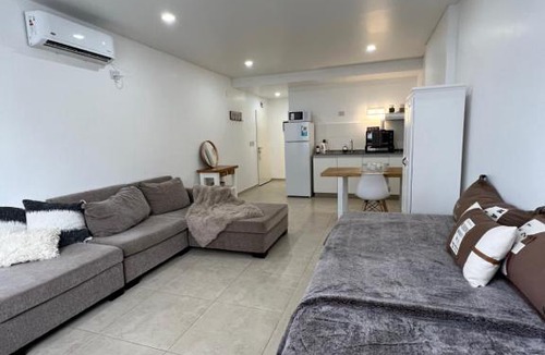 Cipolletti Apartment | Monoambiente Home&Office
