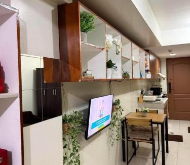 San Dionisio Apartment | Newly Furnished Condo near NAIA Manila Airport Pool Wi-Fi MBB Happynest