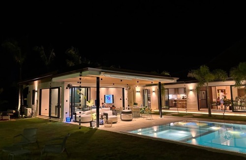 Las Piedras Villa | Newly renovated Perfect 4-bedroom villa with AC in marvelous La Romana