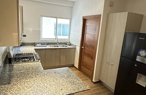 Sarasota Condo | Nice Condo walking distance bella vista Downtown Mall