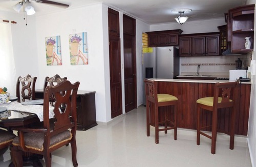 Gregorio Luperon Apartment | Nice apartment in Cerro alto Santiago with gym and security