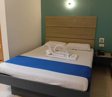 Quiapo Hotel | Nice Hotel Recto