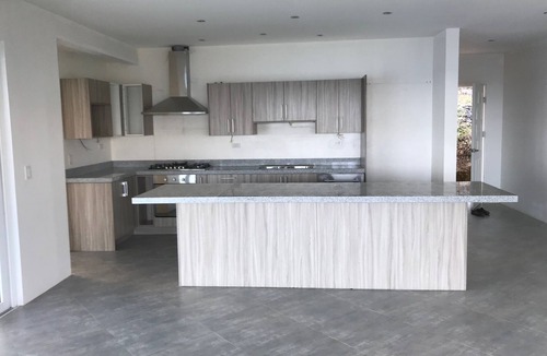 San Jose Villa | Noor Villa - Luxury 3 Bed, 2 Bath Apartment with Stunning Panoramic Sea View